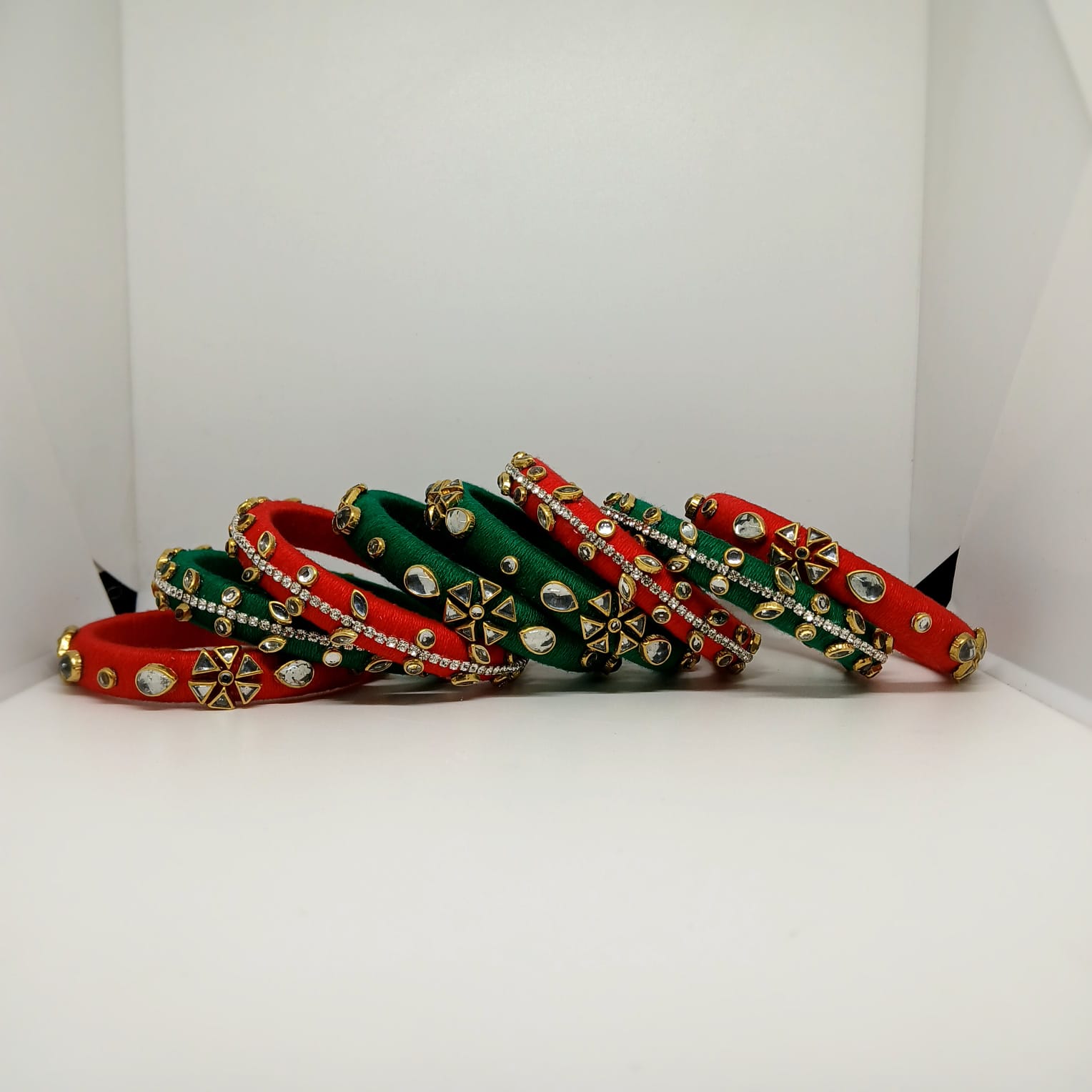 Riddhi [red and green colour handcrafted Bnagles]