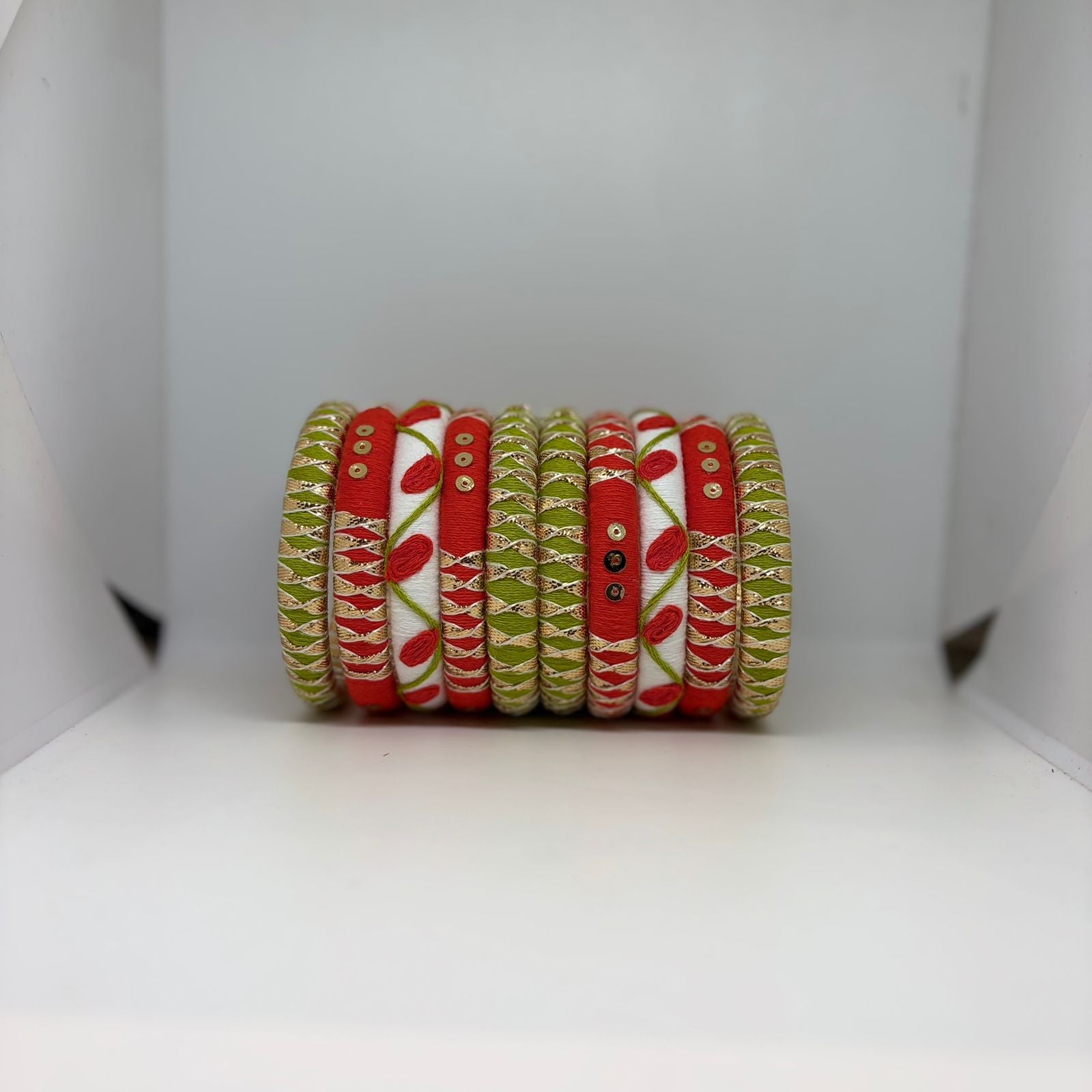 Saanvi [Multicolour Handcrafted Bangles]