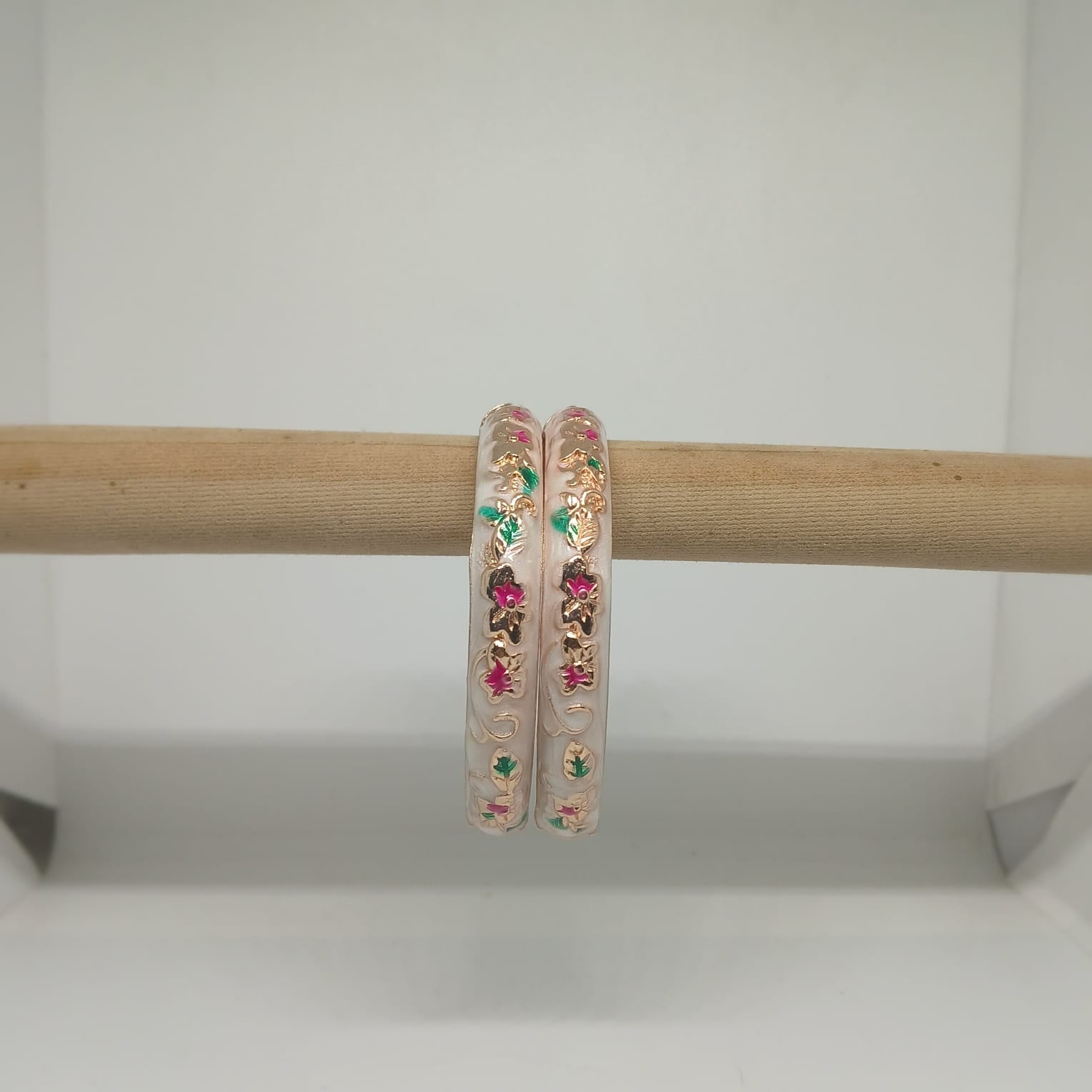 Enamel Bangles [Peach Color Elegant Floral Design]